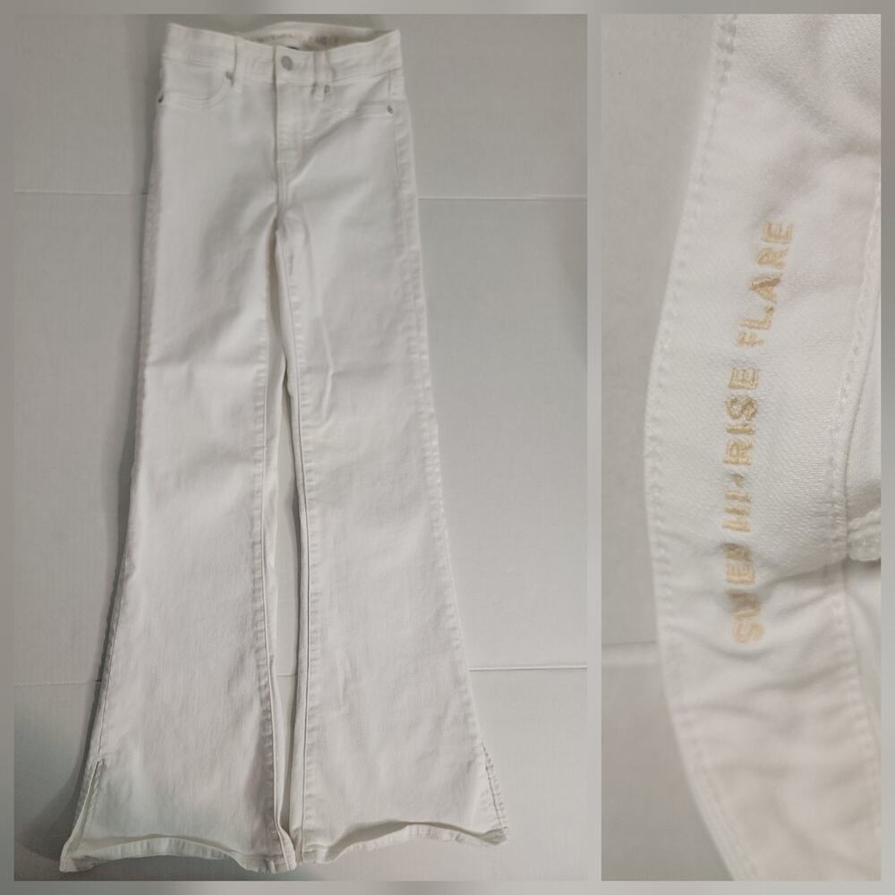 AMERICAN EAGLE Jeans SZ 00 White Super High Rise Flare Stretch Boho 70"s Inspo